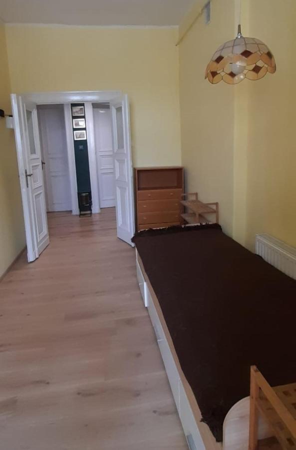 Apartament Kasztanowy Apartment Гливице Екстериор снимка