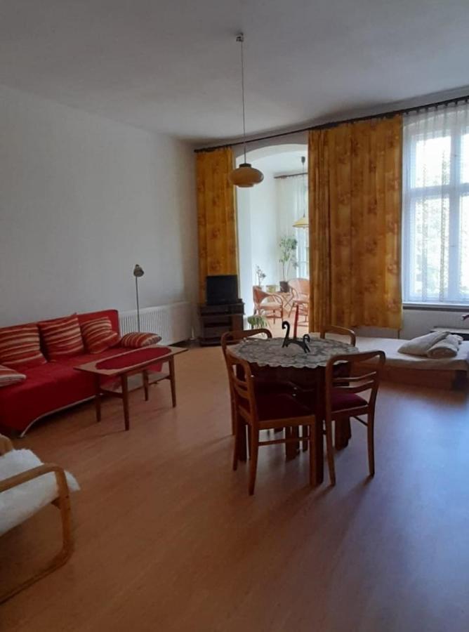 Apartament Kasztanowy Apartment Гливице Екстериор снимка