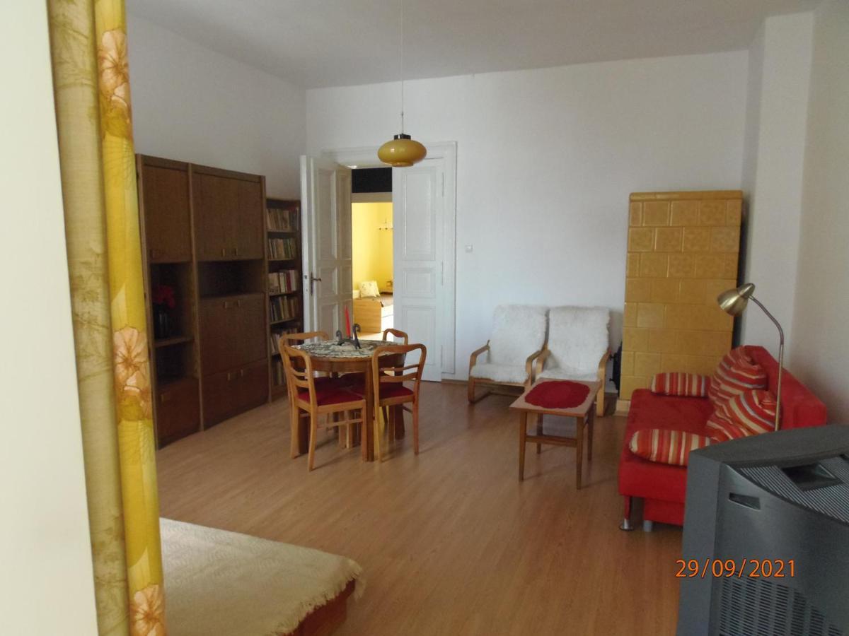 Apartament Kasztanowy Apartment Гливице Екстериор снимка