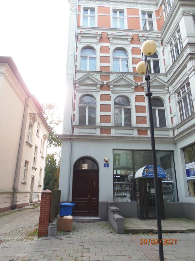 Apartament Kasztanowy Apartment Гливице Екстериор снимка